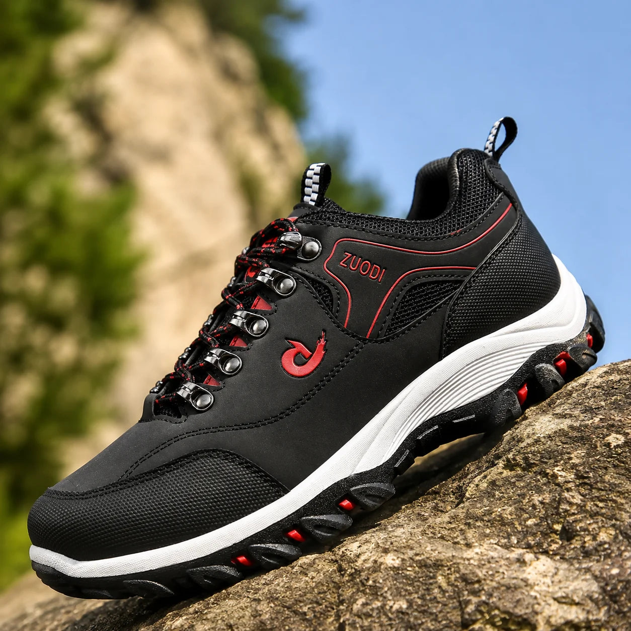 BRIDGER • Men's All-Terrain Comfort Shoes