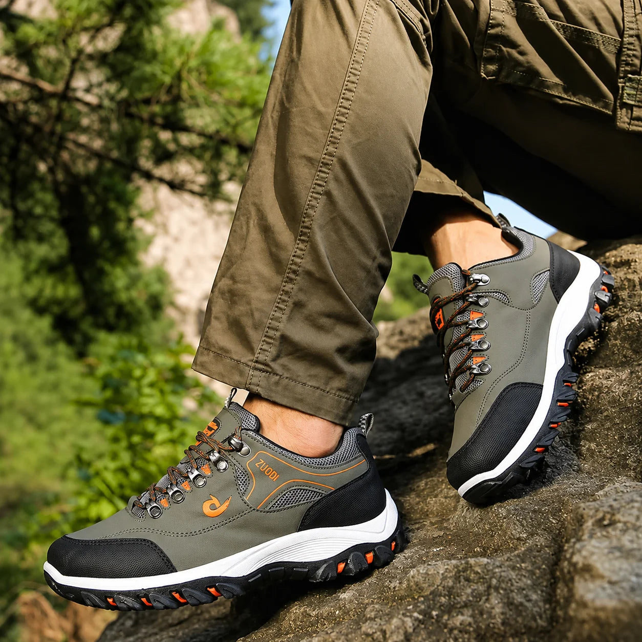 BRIDGER • Men's All-Terrain Comfort Shoes