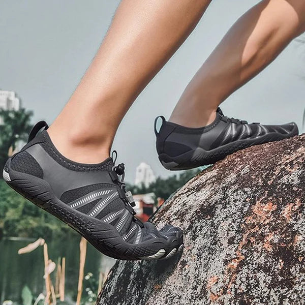 Barefoot • Modern five-toe shoe with flexibility and comfort